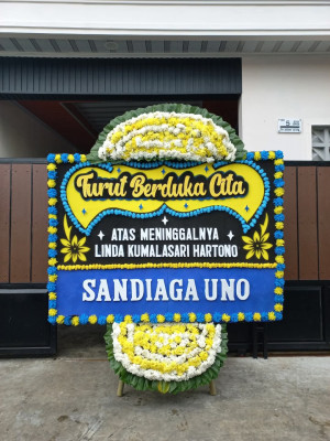 Papan Bunga Duka di Halongonan Timur